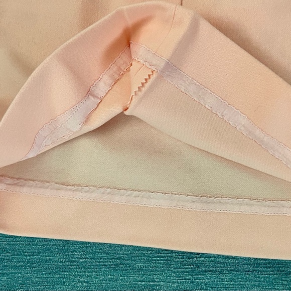 Vintage Retro 1960’s Mid Length Peach 100% Wool Skirt by a coordinate by Talbott - Picture 6 of 16